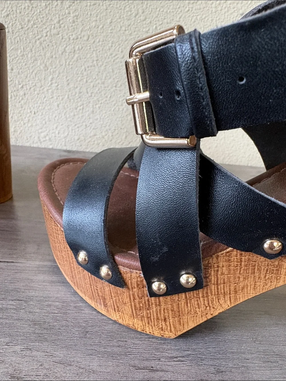Mossimo Supply Co. Black Strappy Platform Sandals with Wood-Look Heel Size 7.5